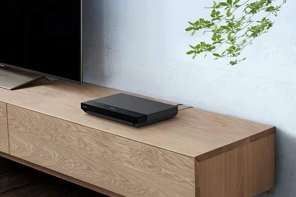 Sony UBP-X700