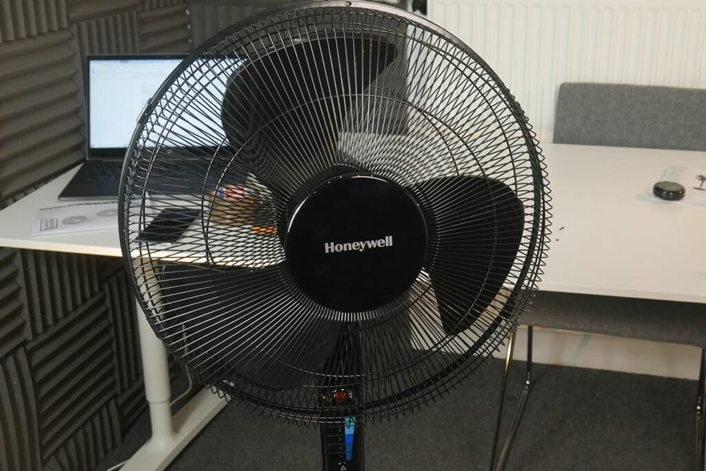 The Best Standing Fan 2024 Test by Selectos