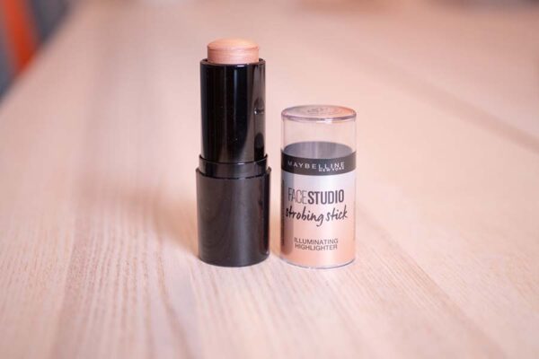 Gemey Maybelline Master Strobing Stick Illuminating Highlighter